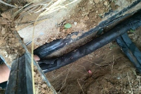 管線(xiàn)探測(cè)儀